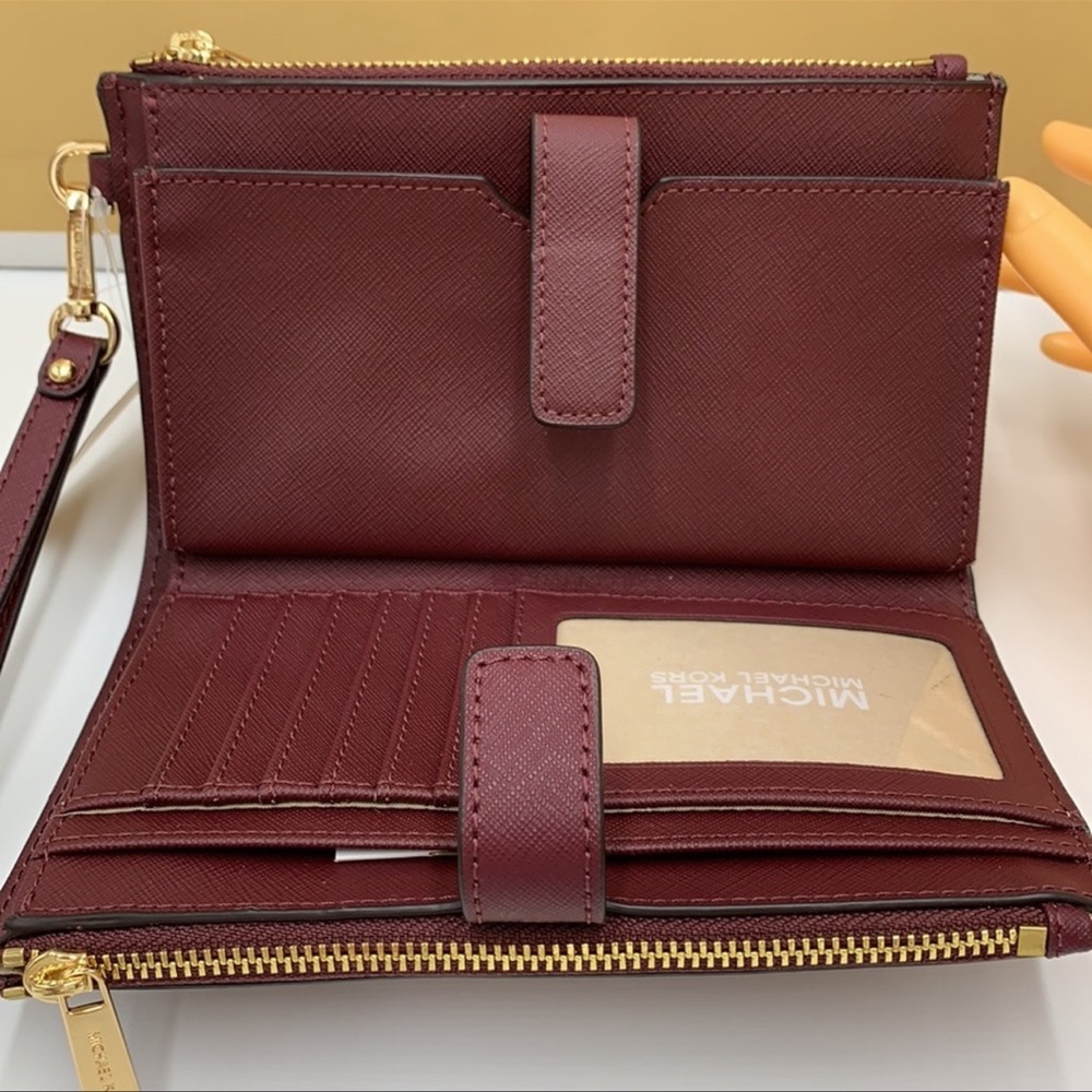MICHAEL KORS LG DOUBLE ZIP WRISTLET DARK CHERRY MERLOT MULBERRY PHONE HOLDER NWT - Picture 8 of 16